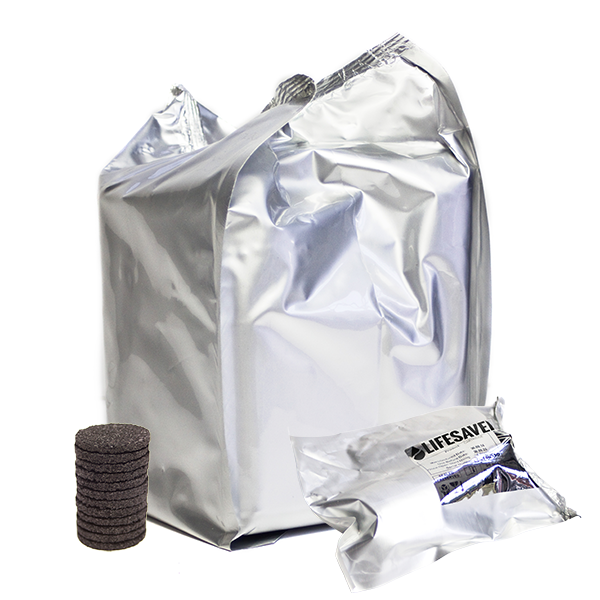 LifeSaver Cube en reservefilter verpakt in folie